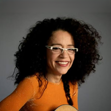 ALZIRA E