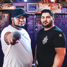 OS BAR&Otilde;ES DA PISADINHA