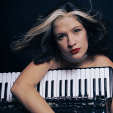 VIT&Oacute;RIA FARIA