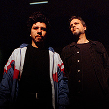 VANGUART AC&Uacute;STICO