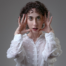 MARIANNA ARMELLINI EM NINGU&Eacute;M T&Aacute; BEM
