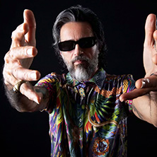 ROLLING STONE SESSIONS APRESENTA: L&Uacute;CIO MAIA